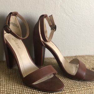 The Perfect Summer Heel